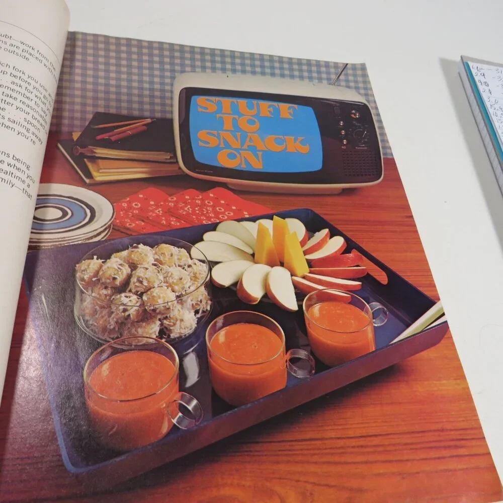 Betty Crocker's Cookbook for Boys & Girls 70s
